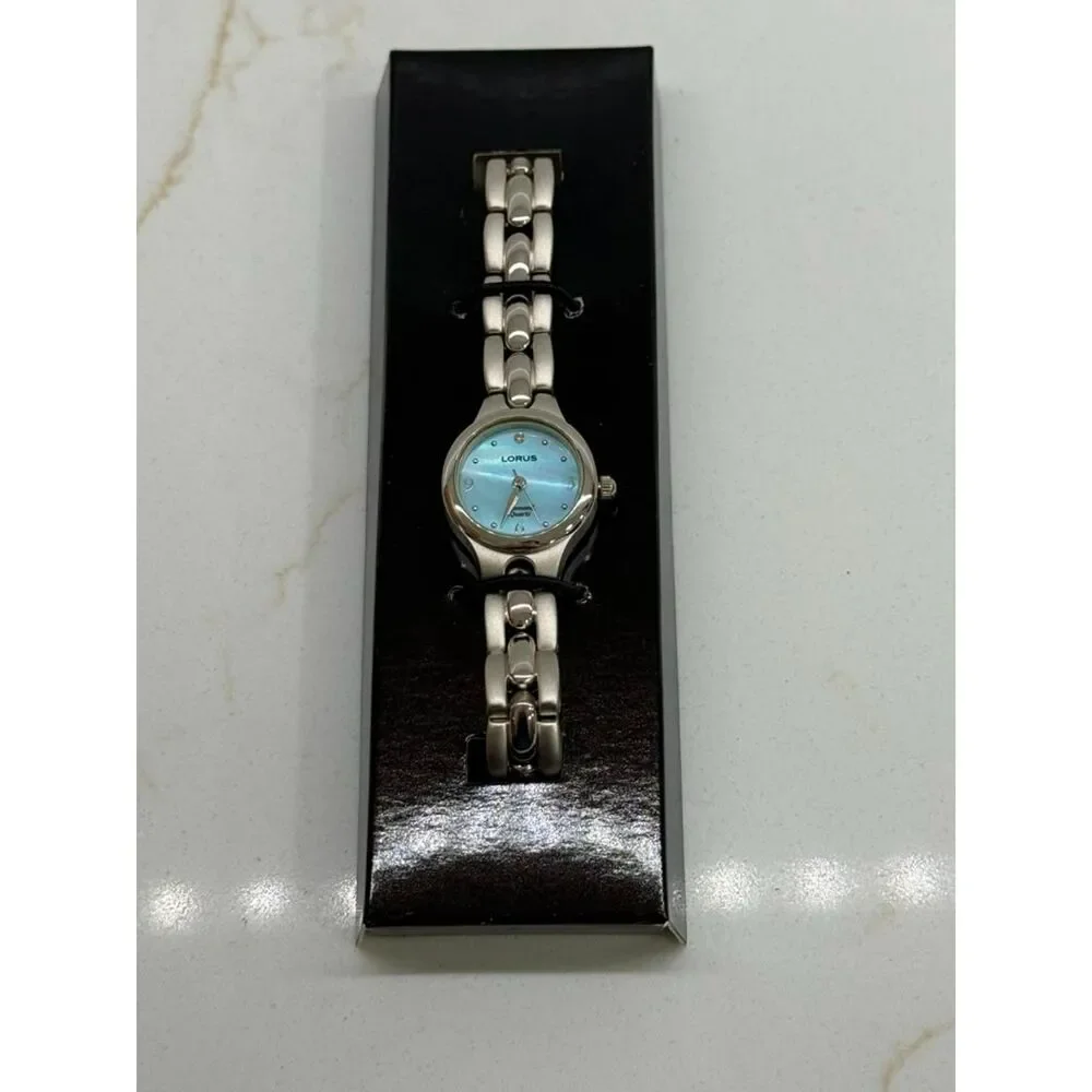 Vintage 2005 Lorus Diamond Quartz Women's Watch Sky Blue Dial